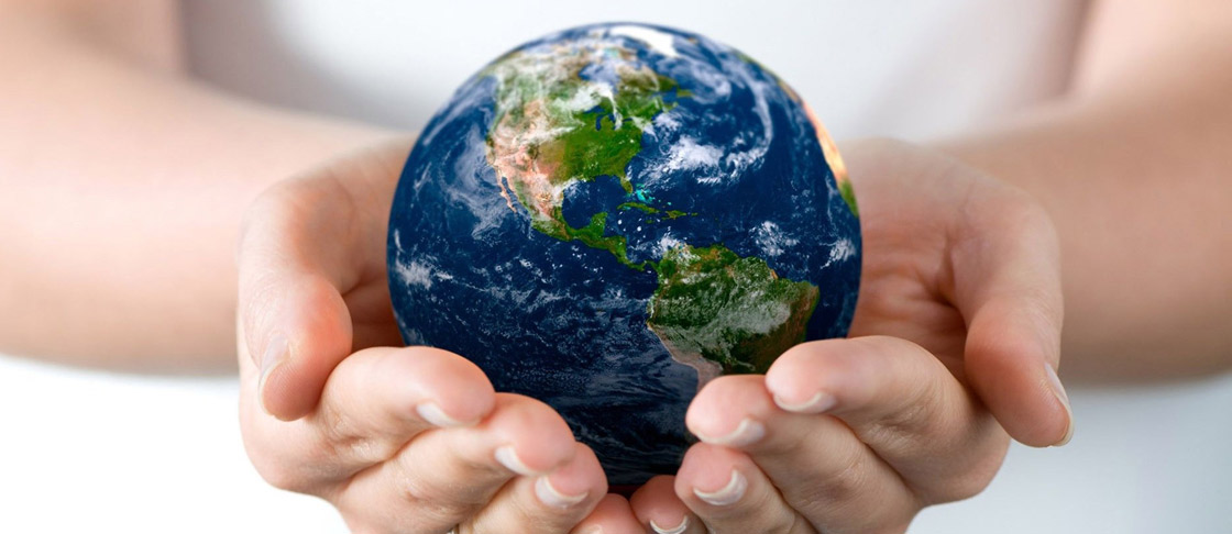 Tech Trek: Unpacking the Global Tech Experience in a Connected World